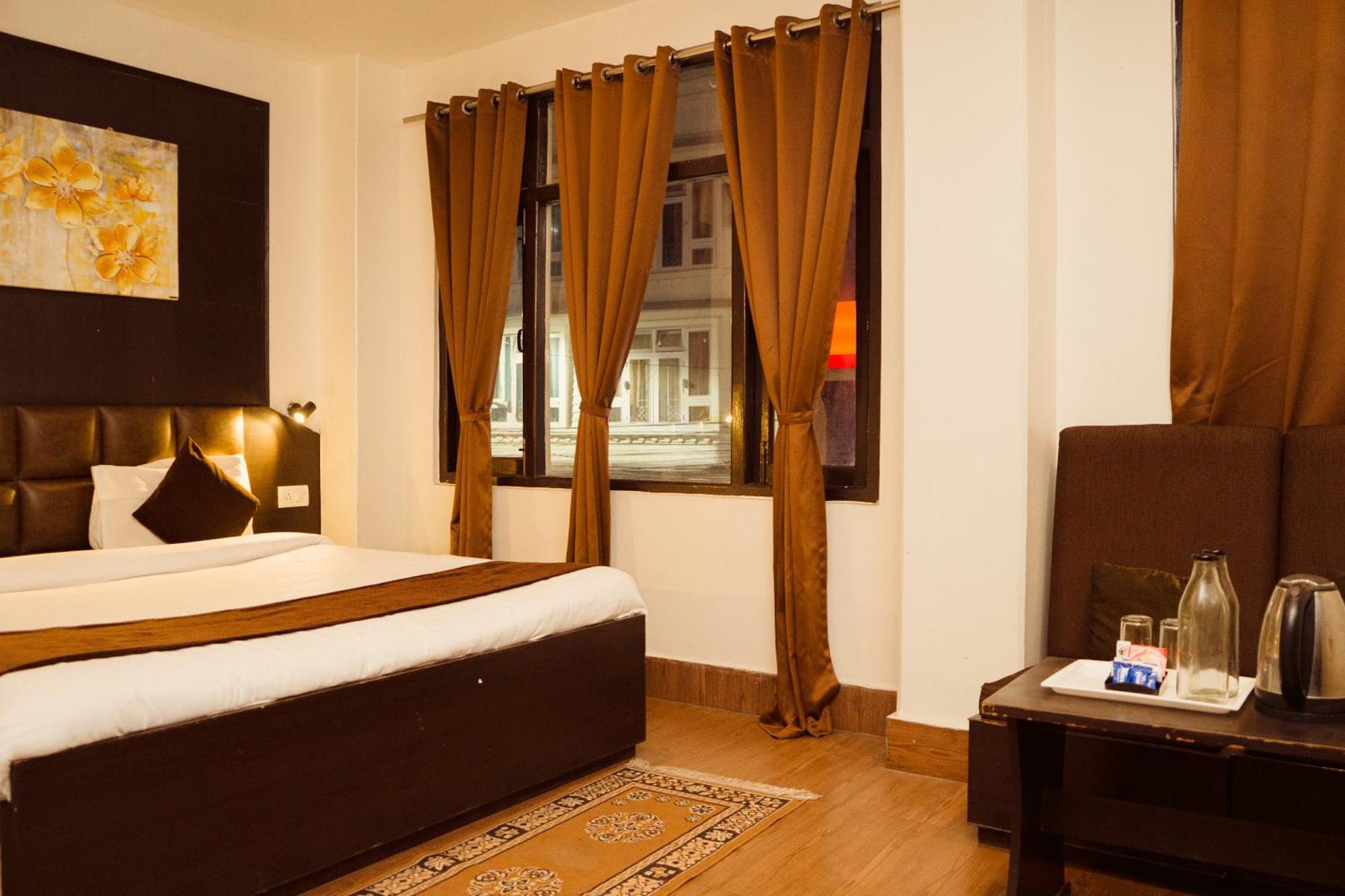 Hotel Siddhi Vinayak Regency, Mg Marg Gangtok Kültér fotó