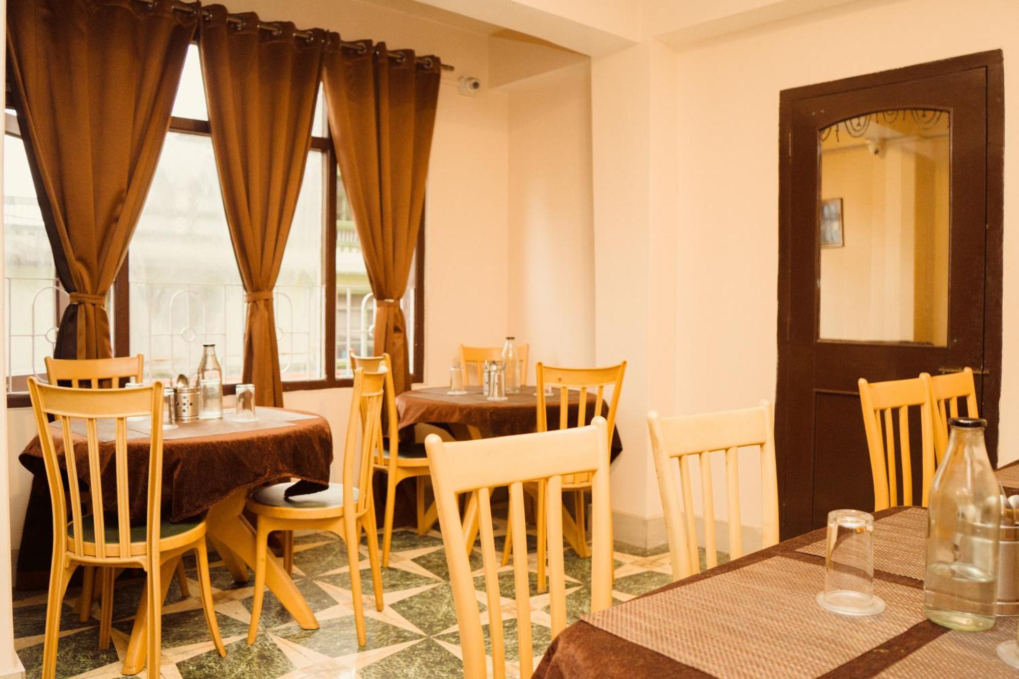 Hotel Siddhi Vinayak Regency, Mg Marg Gangtok Kültér fotó